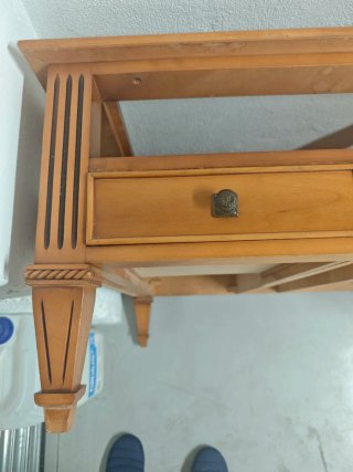 Mesa de Centro de Madera con Cristal