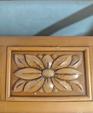 Mesa de Centro de Madera con Cristal