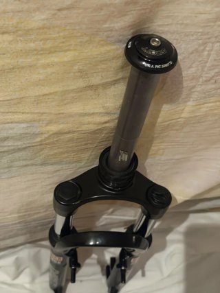 Horquilla RockShox Dart 2 MTB rueda 26" fsa scott