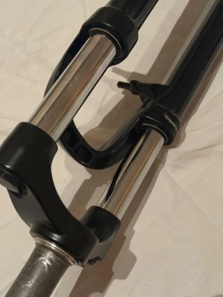 Horquilla RockShox Dart 2 MTB rueda 26" fsa scott