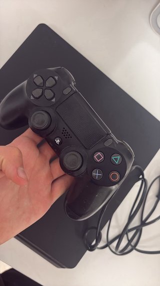 PS4 (PlayStation 4) Negra