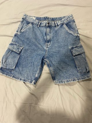 Pantalón corto cargo Zara azul