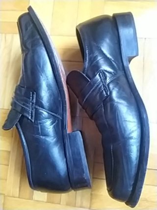 Zapatos de vestir de cuero negros para hombre