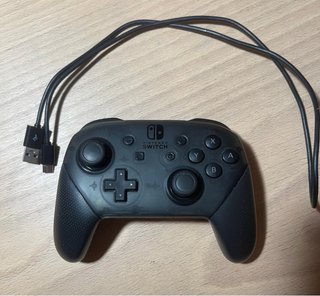 Nintendo Switch OLED Blanca + 2 Juegos y mando Pro