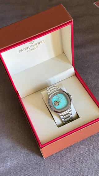 Reloj Patek Philippe estilo Nautilus Tiffany