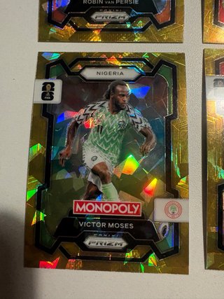 8 cromos Monopoly Panini Prizm