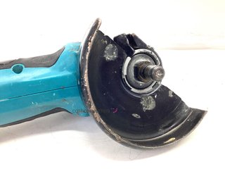 radial makita dga452