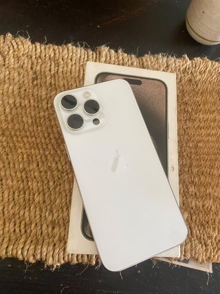 iPhone 15 Pro Max 256GB Blanco