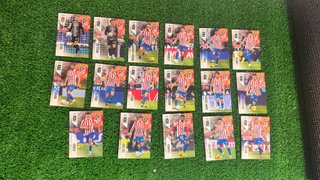 17 Cromos Megacracks 2026-2027 Atlético Madrid
