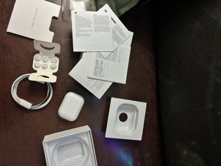 Apple AirPods Pro 2