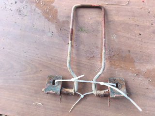 Soporte Capó Seat 127