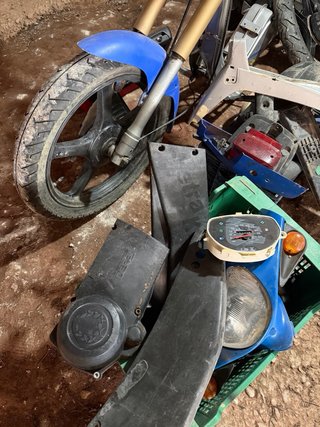 Piezas Derbi Variant - Carenado, Faro, Guardabarro