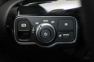 Mercedes-Benz CLA Shooting Brake 180 D DCT