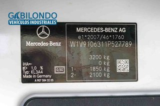 Mercedes-Benz Sprinter Furgón 311 CDI Compacto