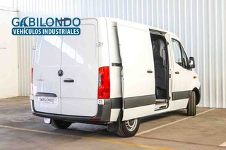 Mercedes-Benz Sprinter Furgón 311 CDI Compacto