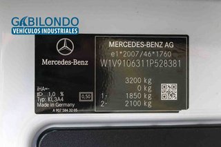 Mercedes-Benz Sprinter Furgón 311 CDI Compacto