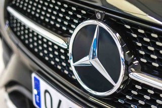 Mercedes-Benz Clase E E 220 d Coupé AMG Line **Techo solar**