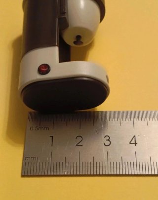 Cafetera miniatura para casa de muñecas 1:12