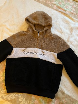 Sudadera Calvin Klein Jeans con capucha