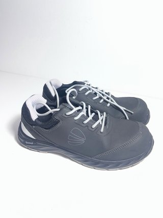 Zapatos de seguridad Adeepi negros y grises