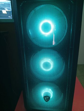 Torre PC Gamer Negra vendo o cambio por patin elec