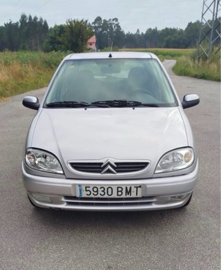 Citroen Saxo 49.000km 3.000€ 2001 gasolina 60cv