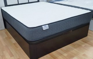 Offerte di liquidazione: divani e materassi in offerta