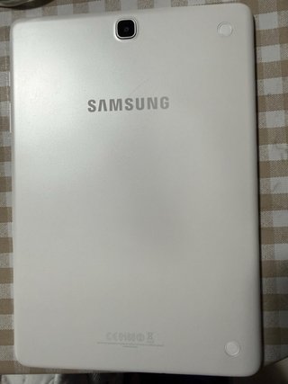 Samsung Galaxy Tab A 9,7” SM-T550