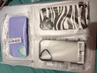 Lote de 9 fundas para iPhone 17
