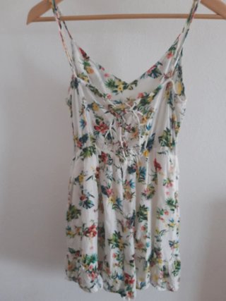 Mono corto floral blanco