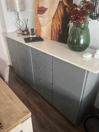 Aparador de Salón Gris y Blanco