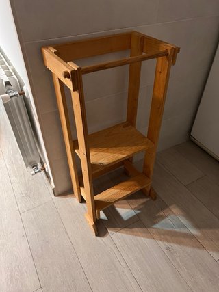 Trona Montessori de Madera