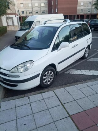 Peugeot 807 2004