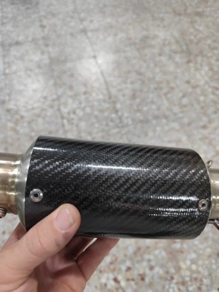 Cola de escape carbono Honda CB 750 Hornet