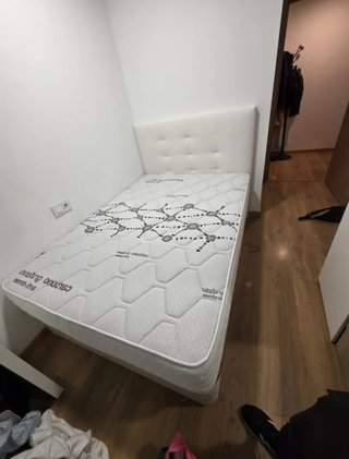 Canapés con colchones viscoelásticos nuevos