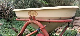 Tolva abonadora Vicon 400 kg