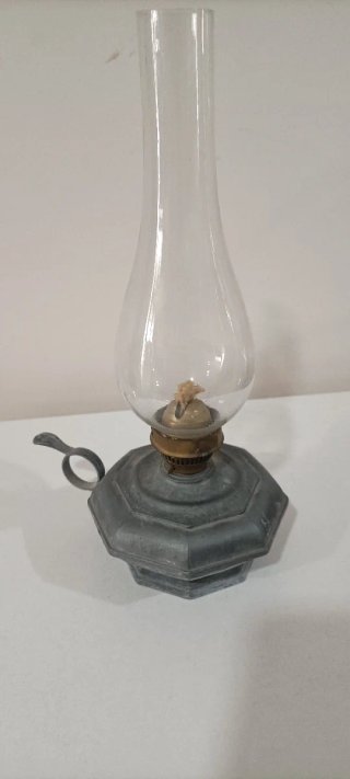 Lampada a petrolio vintage