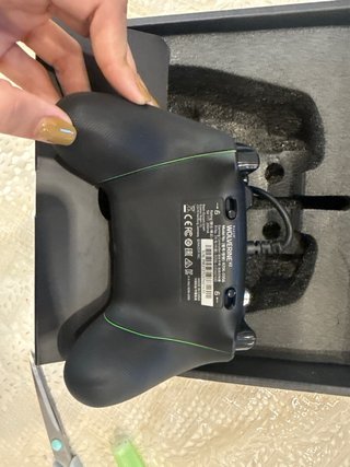 Mando Xbox Razer Wolverine V2