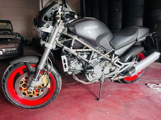 Ducati Monster 900 S4