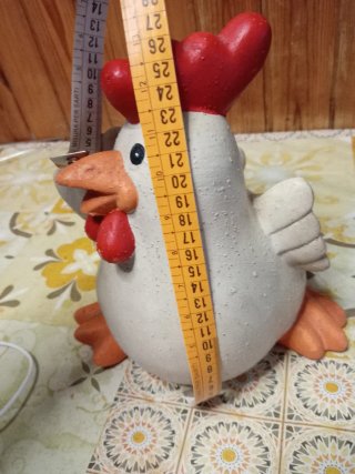 Statua Gallina Country dipinta a mano