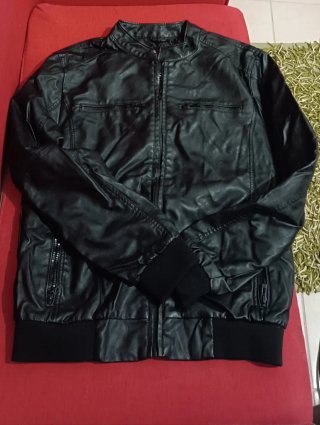 Giubbotto uomo in ecopelle nero