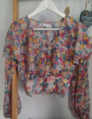 Blusa Estampada Flores Zara Talla XS