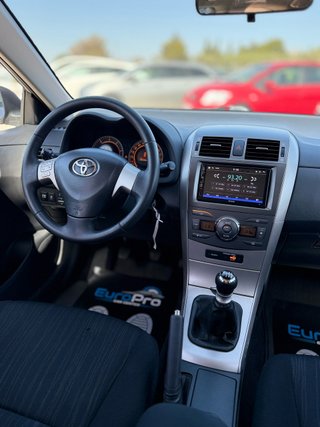 Toyota Corolla Sedán Toyota Corolla Sedán 1.4 D-4D Active