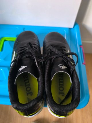 Botas de fútbol Joma talla 35 multitaco