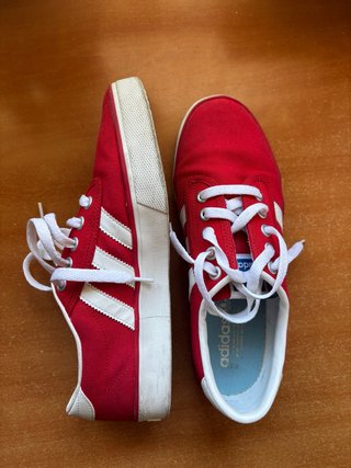 Zapatillas Adidas Rojas