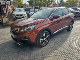 Peugeot 3008 HDI Muy Nuevo y  Económico año 2019