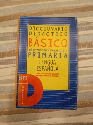 Diccionario de castellano especial para primaria