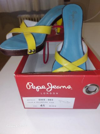 Sandalias Pepe Jeans Amarillas y Turquesa