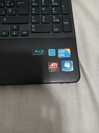Portátil Sony VAIO VPCEB2Z1E Core i5