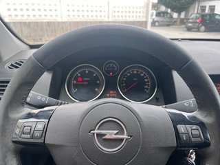 Opel Astra 2009
